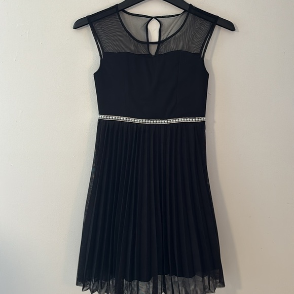 Black Party Dress Girls 12 Pleated Tulle Pearl Fancy Wedding Party Girly Pretty - Picture 9 of 9